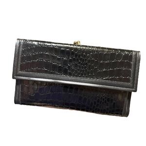 Vintage Black Embossed Shiny Clutch Handbag Wallet Kiss Lock